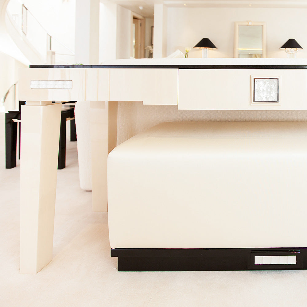 オットマン マスク ド ファム