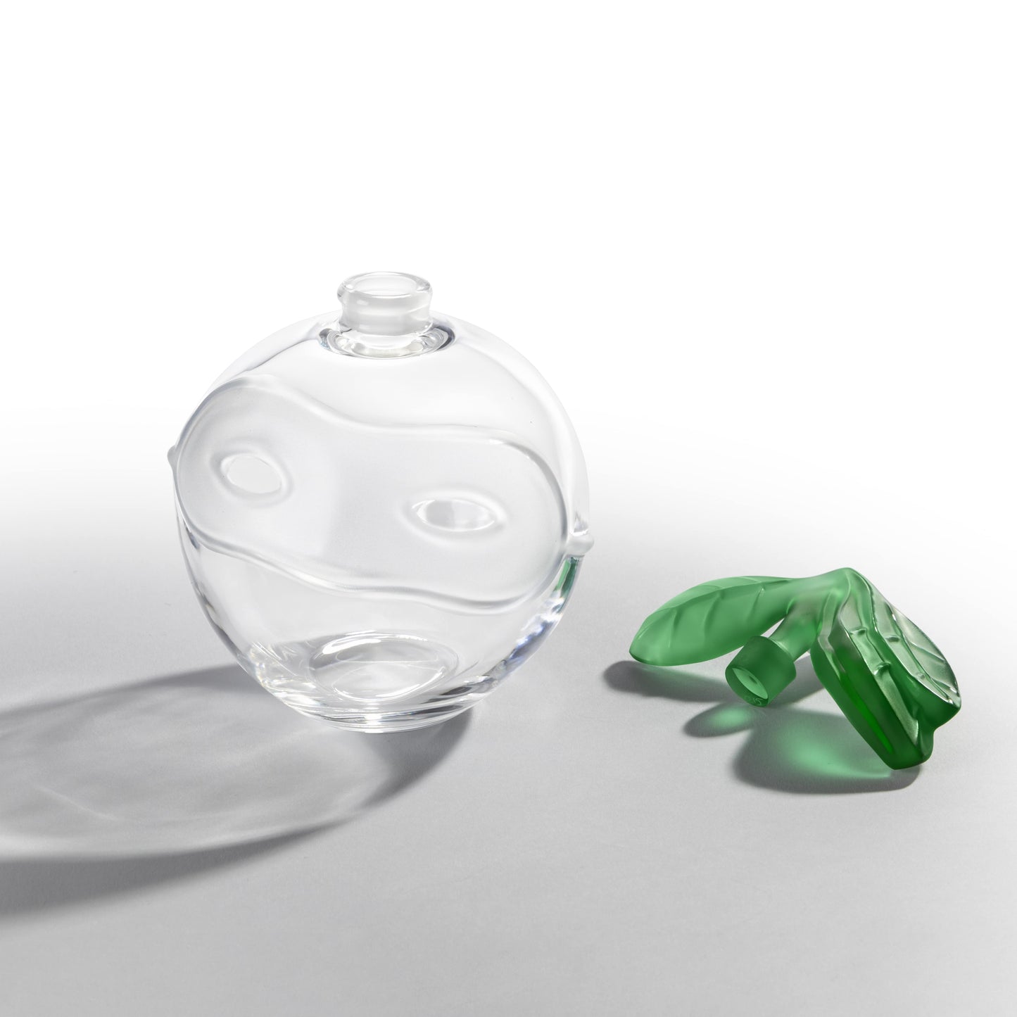 ラ ヴァルツ エジタシオン  ルネ・マグリット & ラリック 2025