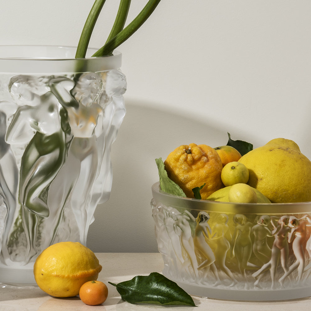 フラワーベースバコントゥ アイコニック – Lalique Japan