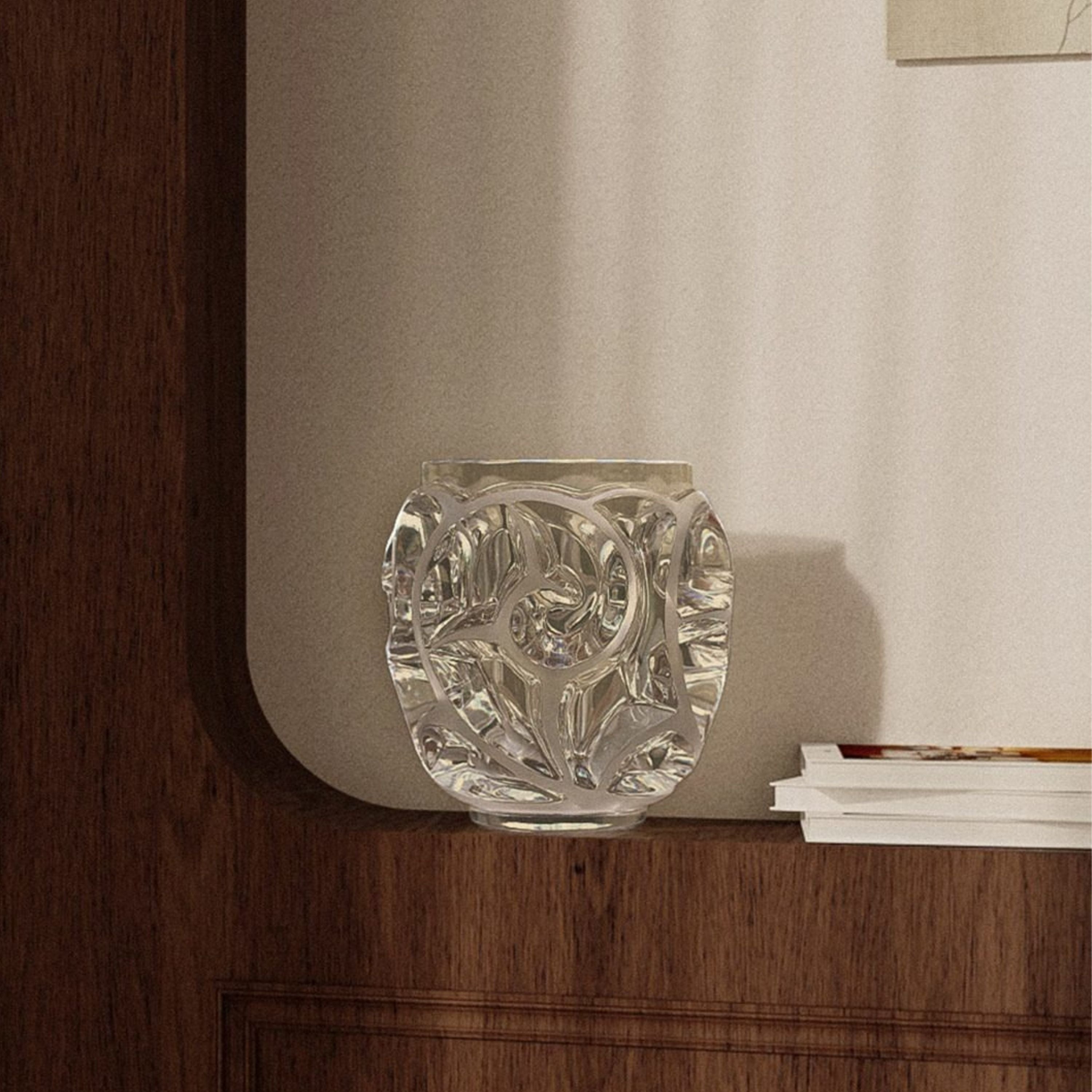 フラワーベース トゥールビヨン スモール – Lalique Japan
