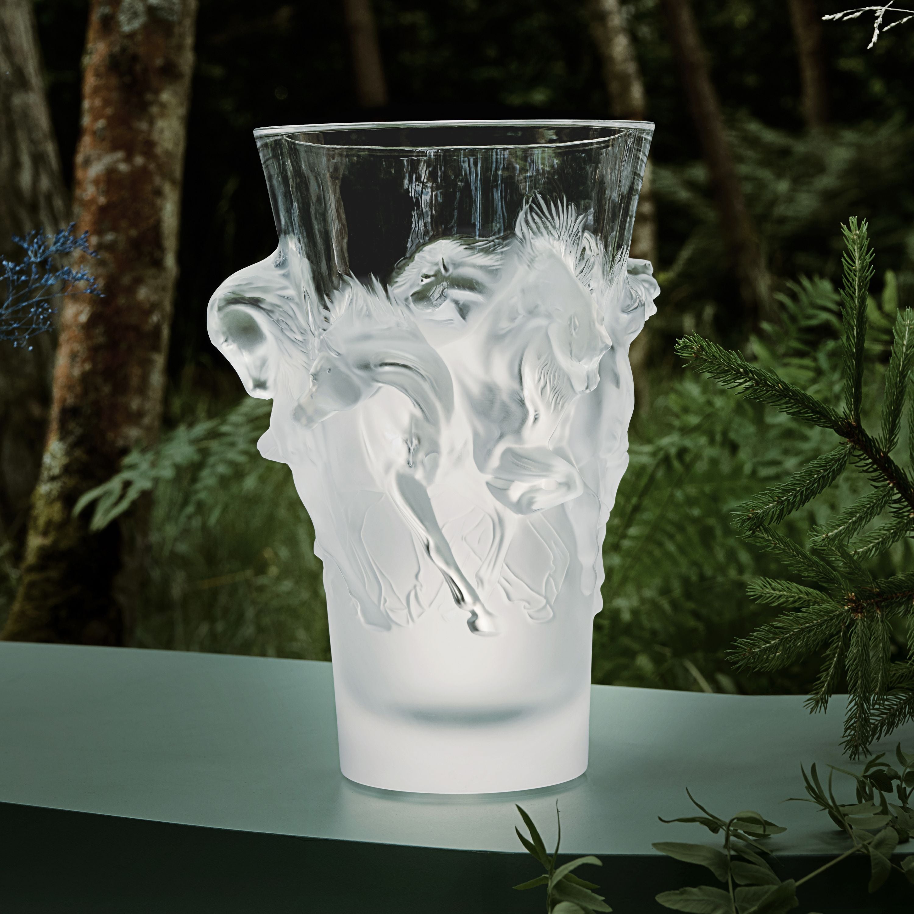 フラワーベース エクウス – Lalique Japan