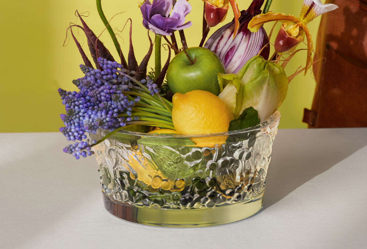 lalique-crystal-decorative-bowls-merles-et-raisins.png