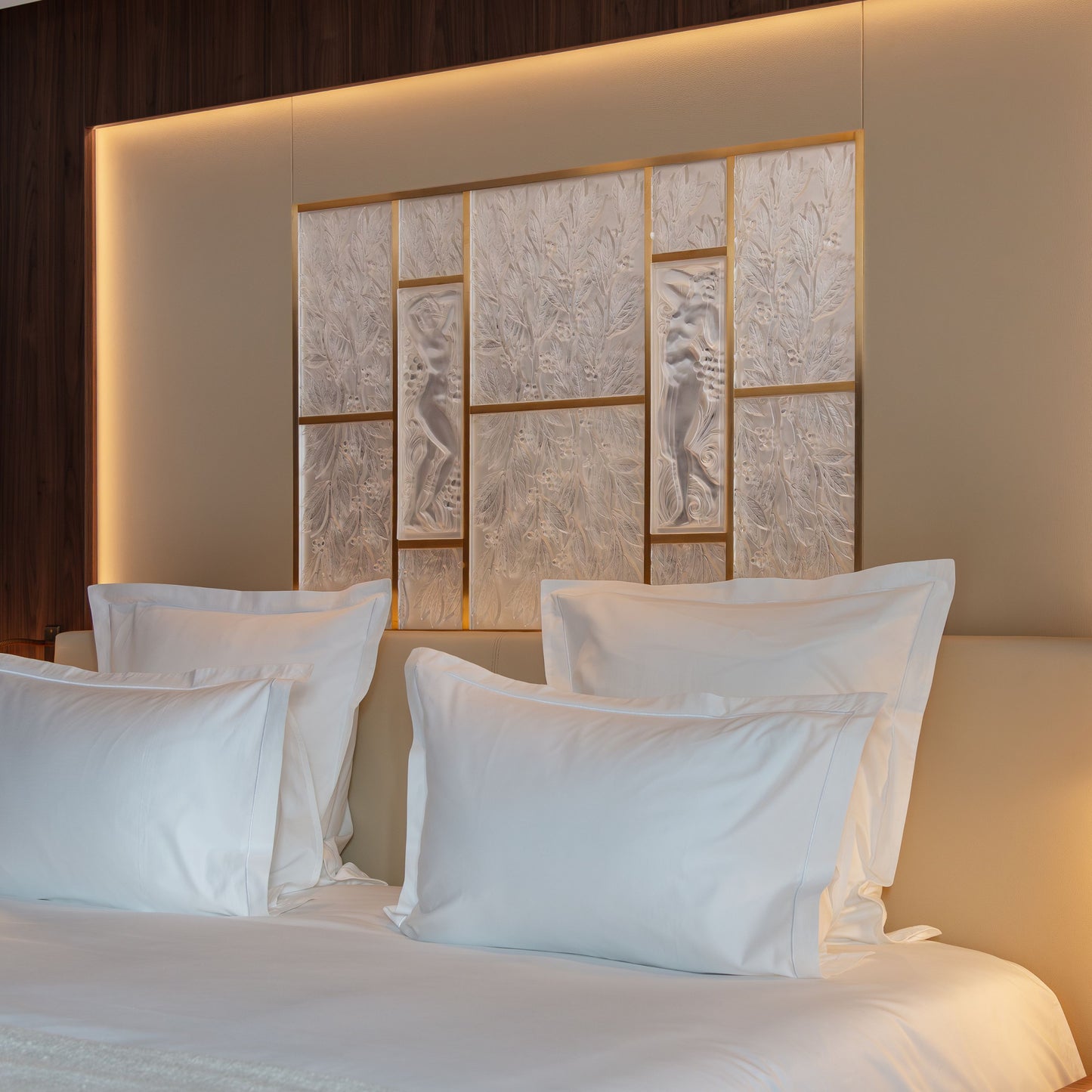 デコラティブパネル ファム　ブラ ルベ