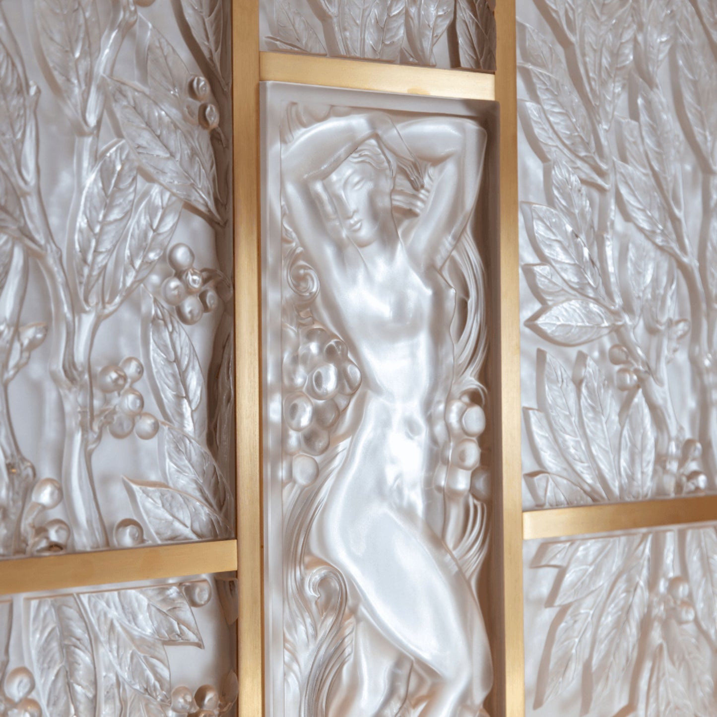 デコラティブパネル ファム　ブラ ルベ