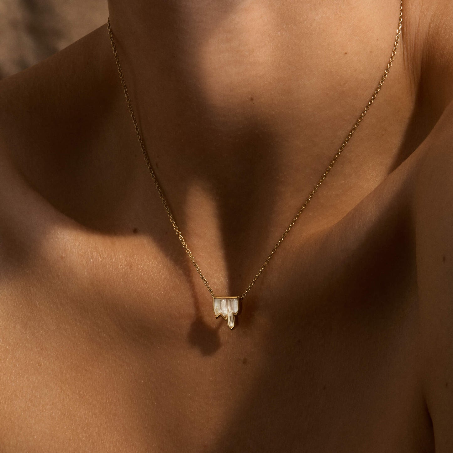 テラミネラル ネックレス